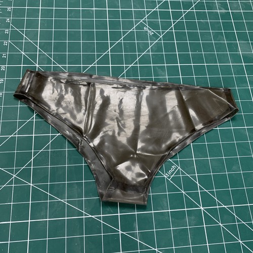 Small latex low - low, rise